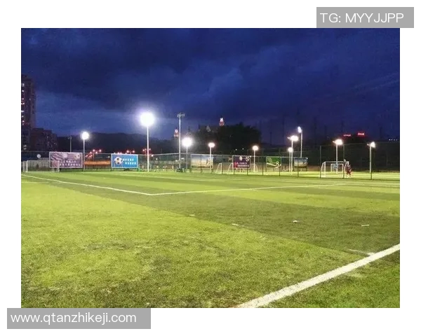 深圳专业足球场打造高水平赛事平台助力青少年足球发展